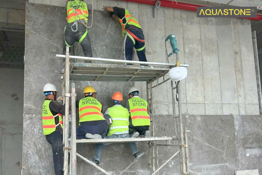 Thi công đá nội thất tại Aqua Stone quy trình cắt CNC chính xác và xử lý chống thấm chuyên sâu